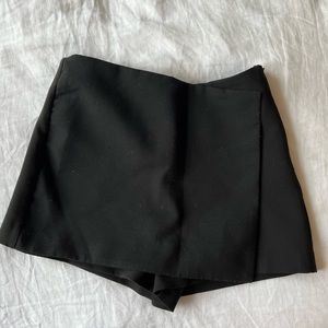 Zara black skort